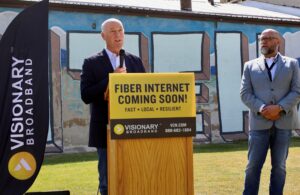 Governor Gianforte and Visionary Broadband CEO at Whitehall ceremony