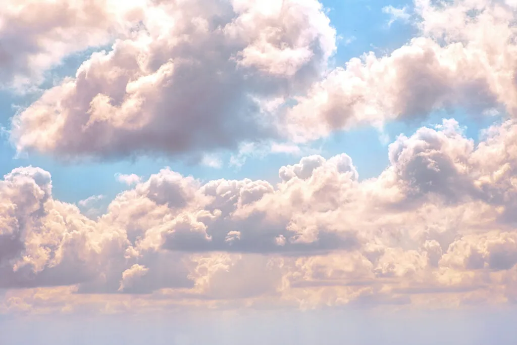 Serene Sky with Fluffy Clouds