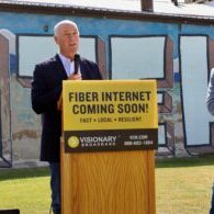 Governor Gianforte and Visionary Broadband CEO at Whitehall ceremony Governor Gianforte and Visionary Broadband CEO at Whitehall ceremony