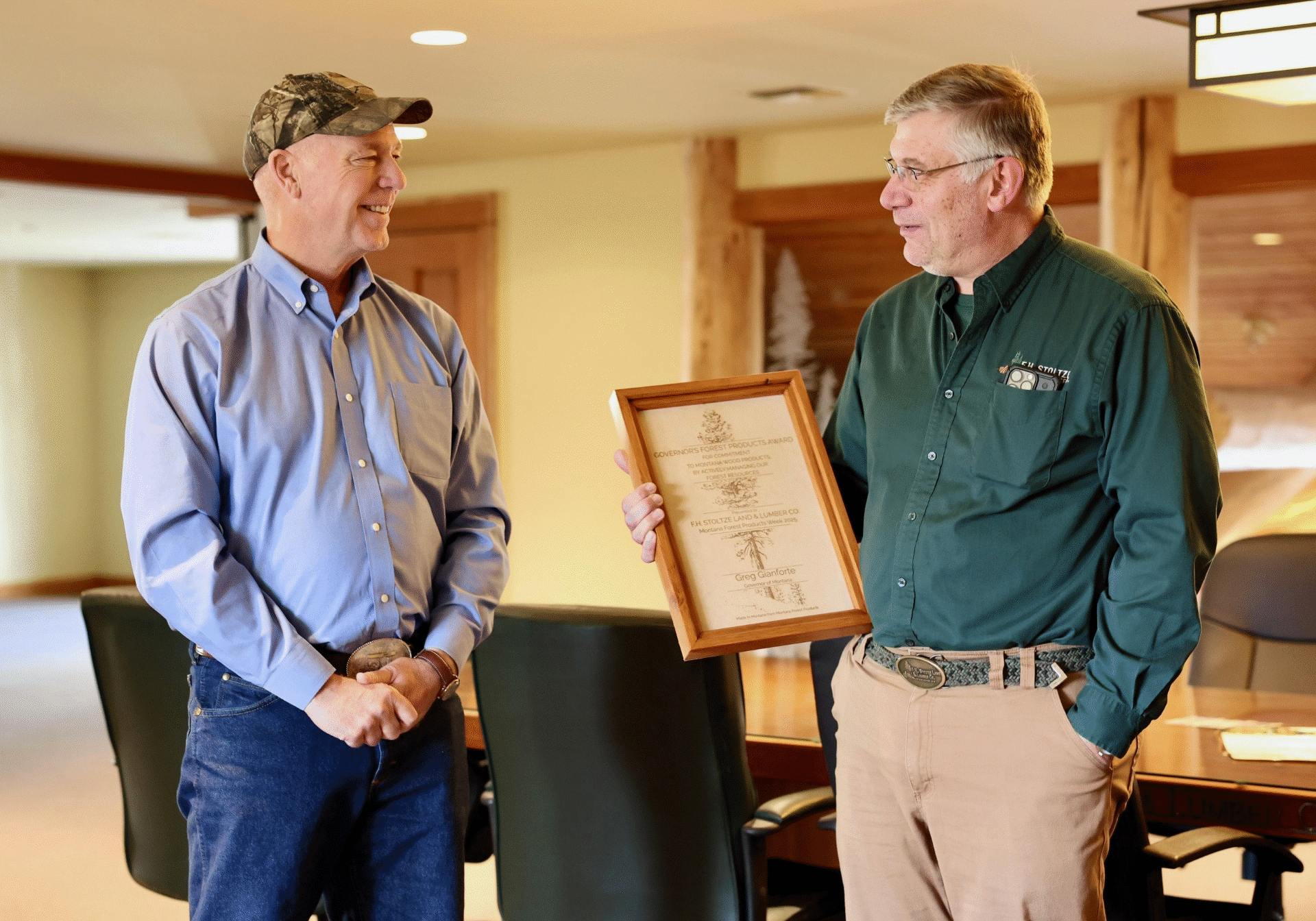 Award Presentation in Forestry Office Award Presentation in Forestry Office