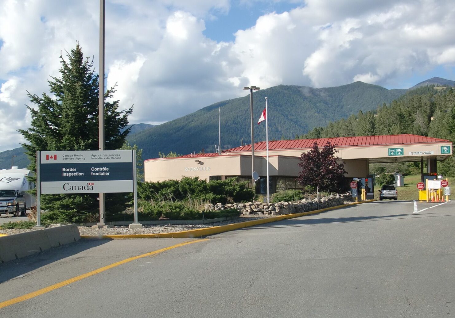 Roosville Canada Border Crossing Roosville Canada Border Crossing