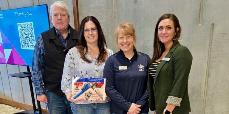 Plumb-Rite Plumbing team receives FVCC award
