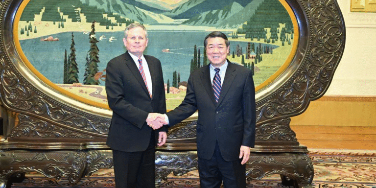 Senator Steve Daines meets with Chinese Vice Premier
