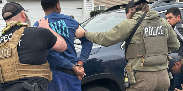 ICE officials arrest Tren de Aragua gang members