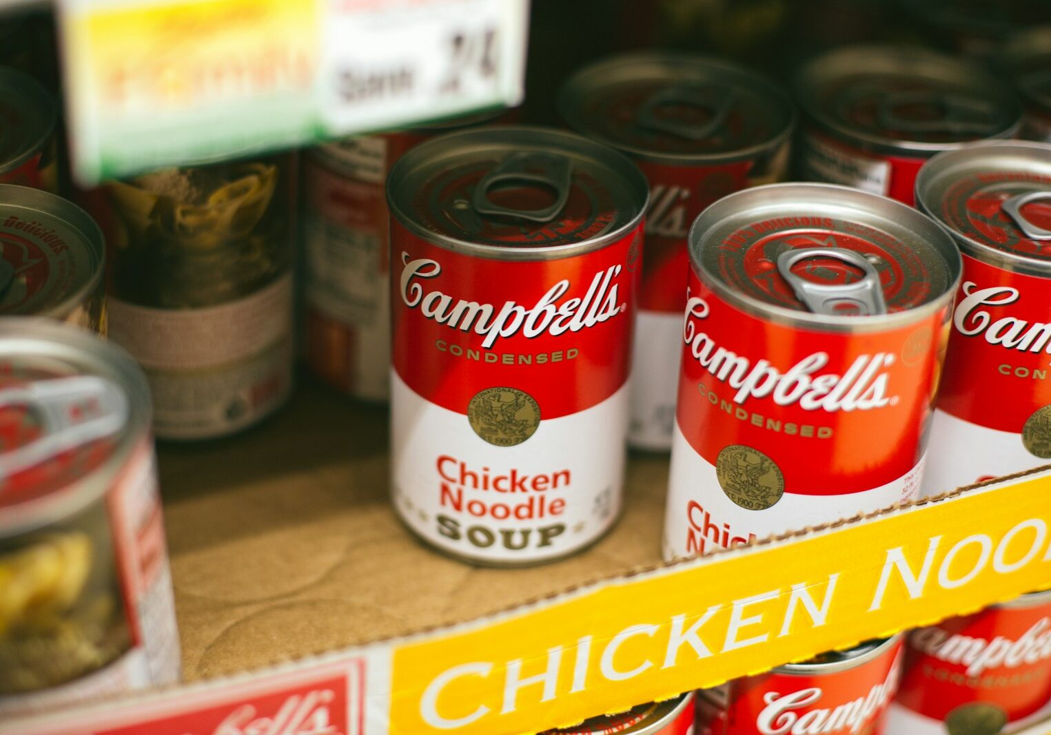 Photo by Calle Macarone Campbells chicken noodle soup can lot