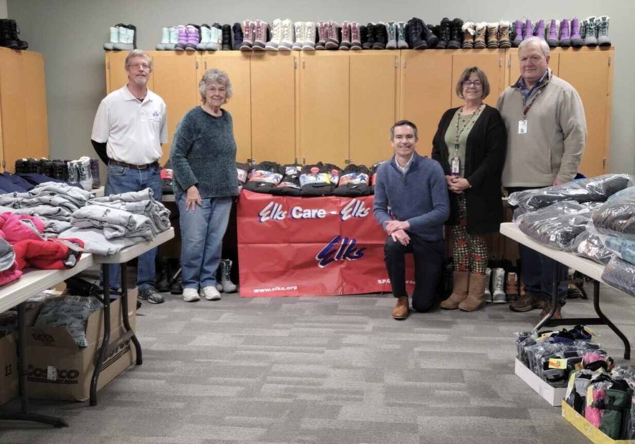 Elks Winter Clothing Drive: Community Warmth Initiative Elks Winter Clothing Drive: Community Warmth Initiative